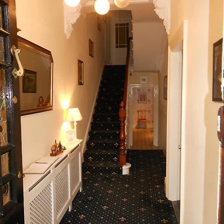 Bed & Breakfast Portland House *